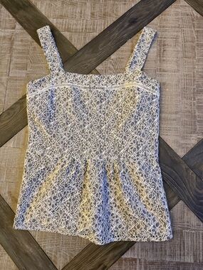 Women’s Banana Republic tank top